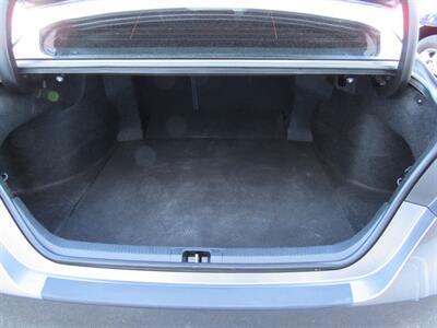 2019 Toyota Camry SE - Photo 11 - San Diego, CA 92115