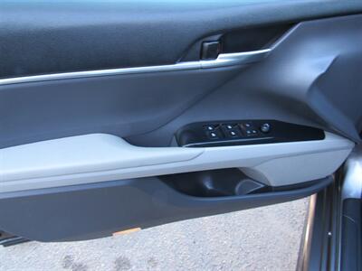 2019 Toyota Camry SE - Photo 17 - San Diego, CA 92115