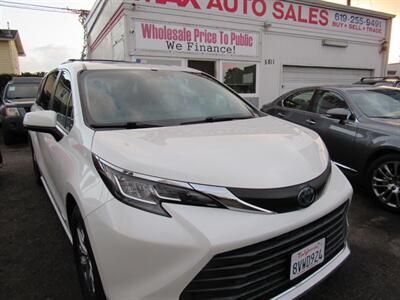 2021 Toyota Sienna XLE - Photo 11 - San Diego, CA 92115