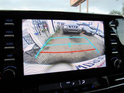 2021 Toyota Sienna XLE - Photo 24 - San Diego, CA 92115