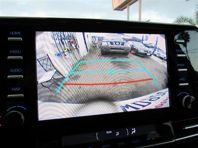 2021 Toyota Sienna XLE - Photo 23 - San Diego, CA 92115