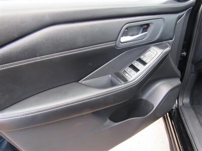2026 Nissan Rogue SL - Photo 15 - San Diego, CA 92115