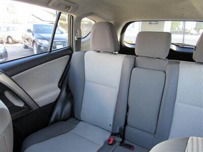 2015 Toyota RAV4 LE - Photo 20 - San Diego, CA 92115