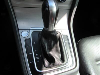 2017 Volkswagen Golf 1.8T S   - Photo 27 - San Diego, CA 92115