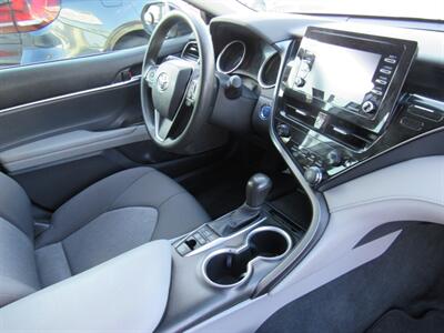 2023 Toyota Camry Hybrid LE - Photo 15 - San Diego, CA 92115