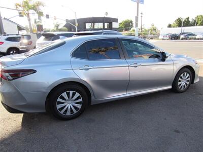 2023 Toyota Camry Hybrid LE - Photo 8 - San Diego, CA 92115