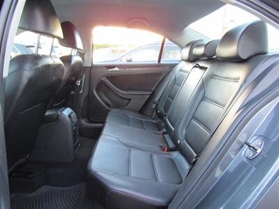 2014 Volkswagen Jetta SE - Photo 12 - San Diego, CA 92115