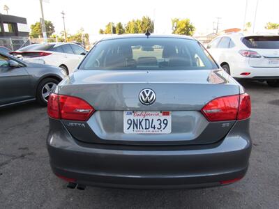 2014 Volkswagen Jetta SE - Photo 6 - San Diego, CA 92115