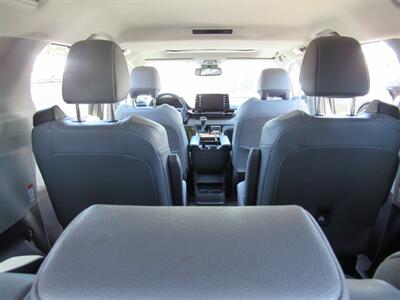 2021 Toyota Sienna XLE 7-Passenger - Photo 27 - San Diego, CA 92115