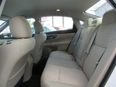 2016 Nissan Altima 2.5 S   - Photo 11 - San Diego, CA 92115