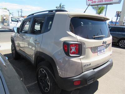 2015 Jeep Renegade Trailhawk   - Photo 13 - San Diego, CA 92115