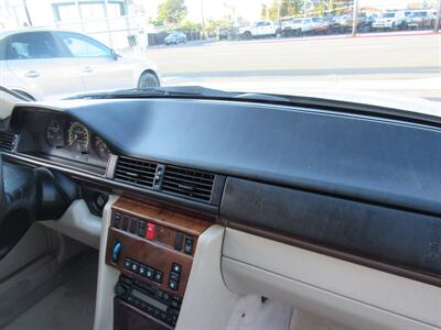 1994 Mercedes-Benz E 320   - Photo 36 - San Diego, CA 92115