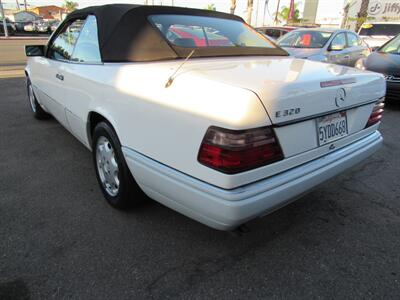 1994 Mercedes-Benz E 320   - Photo 13 - San Diego, CA 92115