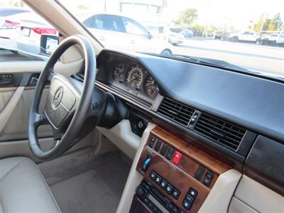 1994 Mercedes-Benz E 320   - Photo 42 - San Diego, CA 92115