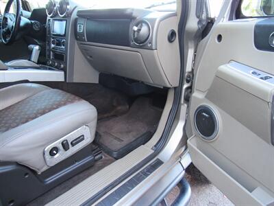 2003 Hummer H2 Lux Series   - Photo 24 - San Diego, CA 92115