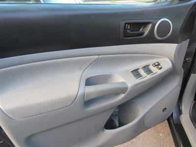 2011 Toyota Tacoma V6 - Photo 23 - San Diego, CA 92115