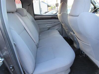 2011 Toyota Tacoma V6 - Photo 19 - San Diego, CA 92115