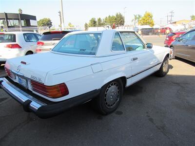 1988 Mercedes-Benz 560 SL   - Photo 11 - San Diego, CA 92115