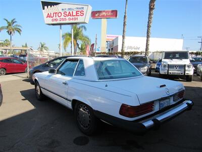 1988 Mercedes-Benz 560 SL   - Photo 5 - San Diego, CA 92115