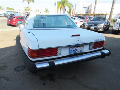 1988 Mercedes-Benz 560 SL   - Photo 8 - San Diego, CA 92115