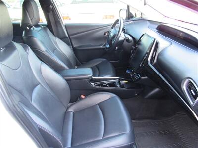 2021 Toyota Prius Prime XLE   - Photo 20 - San Diego, CA 92115