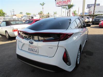 2021 Toyota Prius Prime XLE   - Photo 14 - San Diego, CA 92115