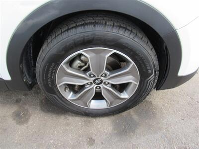 2014 Hyundai SANTA FE GLS   - Photo 8 - San Diego, CA 92115
