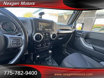 2015 Jeep Wrangler Unlimited Rubicon - Photo 15 - Minden, NV 89423