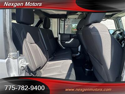 2015 Jeep Wrangler Unlimited Rubicon - Photo 12 - Minden, NV 89423