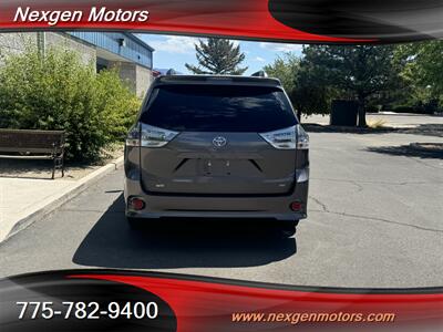 2016 Toyota Sienna SE 8-Passenger   - Photo 4 - Minden, NV 89423