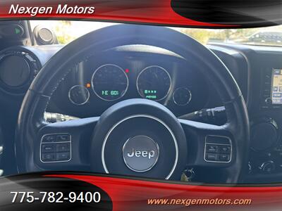 2013 Jeep Wrangler Unlimited Rubicon   - Photo 15 - Minden, NV 89423