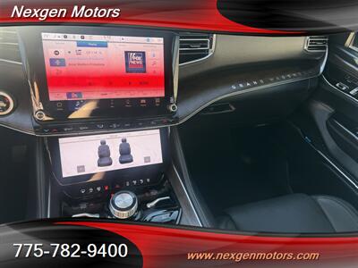 2024 Jeep Grand Wagoneer L   - Photo 16 - Minden, NV 89423