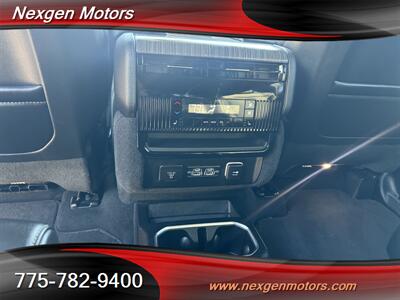 2024 Jeep Wagoneer Series II   - Photo 21 - Minden, NV 89423