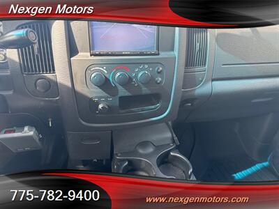 2004 Dodge Ram 2500 SLT 4dr Quad Cab SLT   - Photo 16 - Minden, NV 89423