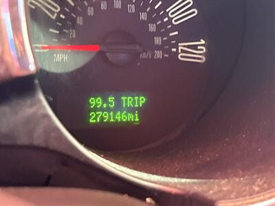 2005 Ford Mustang V6 Deluxe   - Photo 6 - Chula Vista, CA 91911