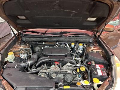 2011 Subaru Outback 2.5i Premium   - Photo 8 - Chula Vista, CA 91911