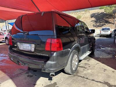 2005 Lincoln Navigator Luxury   - Photo 3 - Chula Vista, CA 91911
