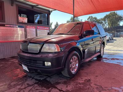 2005 Lincoln Navigator Luxury   - Photo 1 - Chula Vista, CA 91911