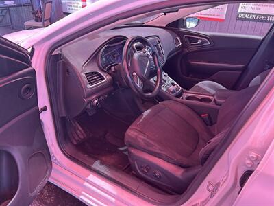 2015 Chrysler 200 Limited   - Photo 7 - Chula Vista, CA 91911