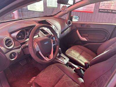 2012 Ford Fiesta SE   - Photo 5 - Chula Vista, CA 91911