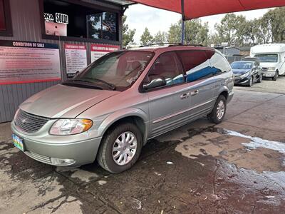 2003 Chrysler Town & Country LXi   - Photo 1 - Chula Vista, CA 91911