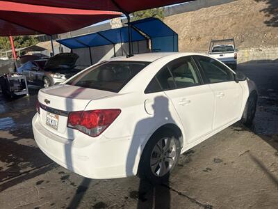 2014 Chevrolet Cruze LS Auto - Photo 3 - Chula Vista, CA 91911