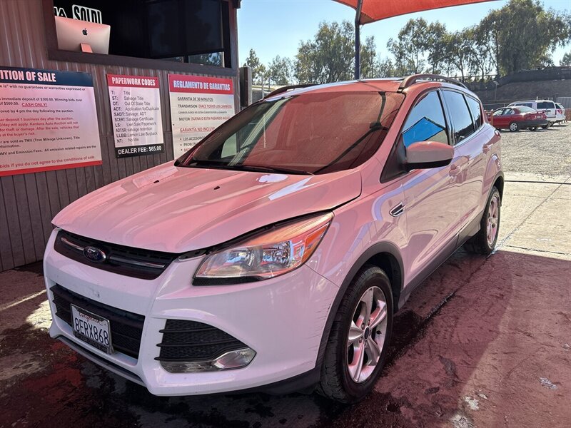 2016 Ford Escape SE  