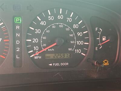 1998 Toyota Sienna LE   - Photo 8 - Chula Vista, CA 91911