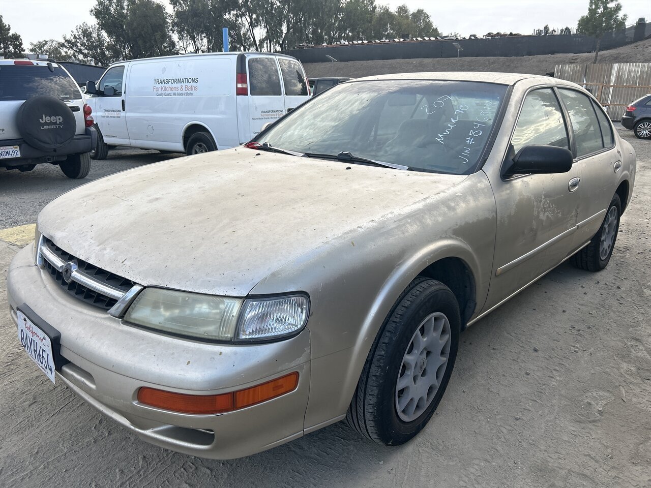 1997 Nissan Maxima GXE - Photo 1 - Chula Vista, CA 91911