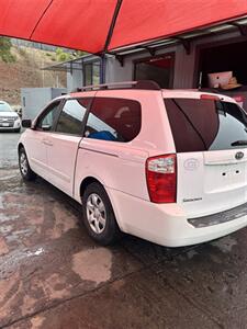 2006 Kia Sedona LX   - Photo 2 - Chula Vista, CA 91911