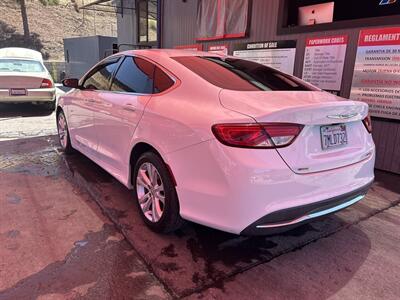 2015 Chrysler 200 Limited   - Photo 2 - Chula Vista, CA 91911