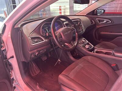 2015 Chrysler 200 Limited   - Photo 7 - Chula Vista, CA 91911