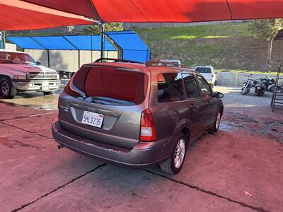 2005 Ford Focus ZXW SE   - Photo 3 - Chula Vista, CA 91911