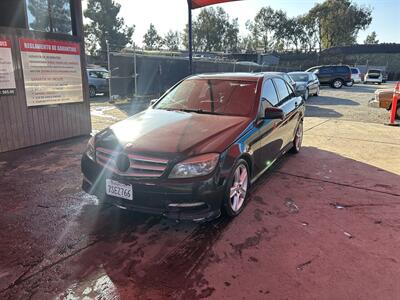 2011 Mercedes-Benz C 300 Luxury Sedan